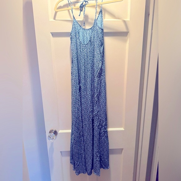 Blue and white flowing dress - Picture 3 of 6